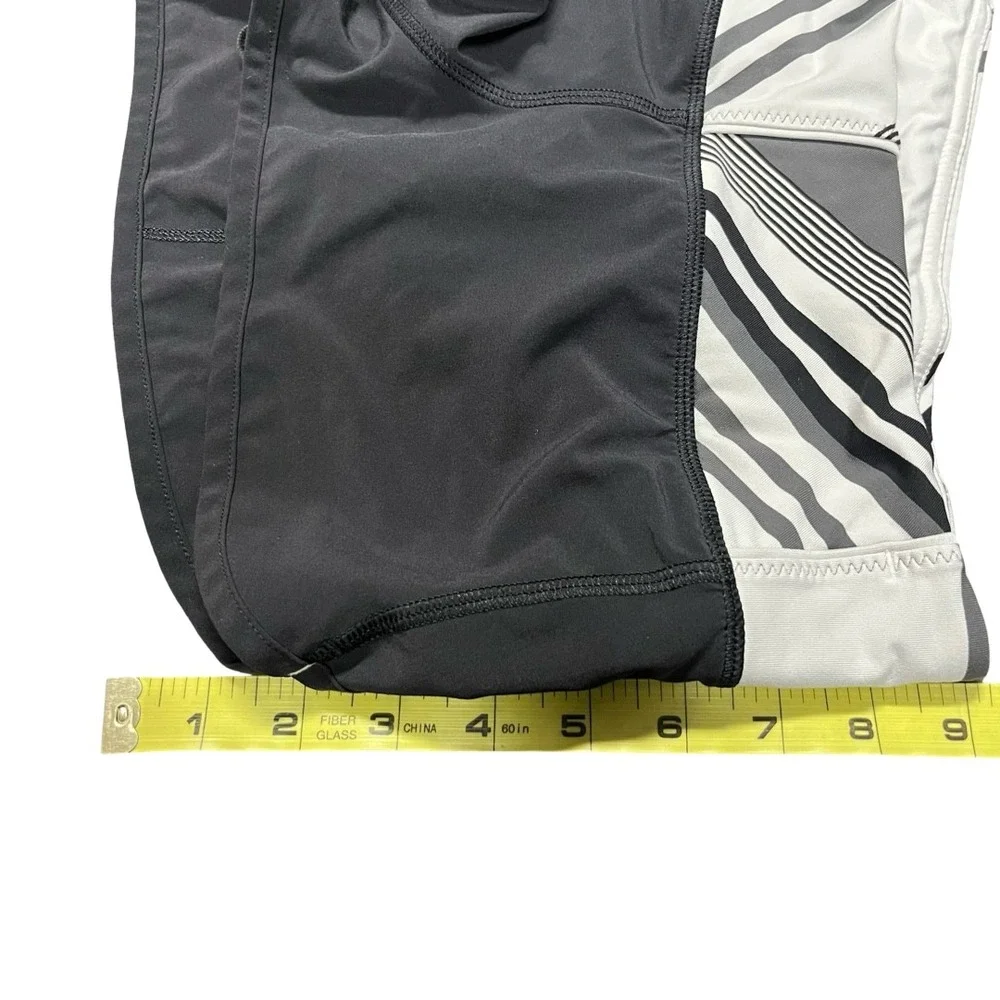 Lululemon Speed Up Shorts Black Gray Striped Running Workout Women's Size 4